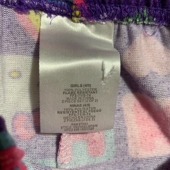 Hello Kitty Pajamas, size 4T/4/5 - Picture 5 of 5